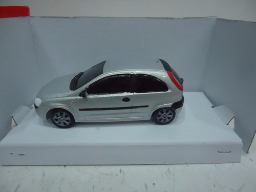 Chevrolet Corsa Linea Nueva 1/43 Unico