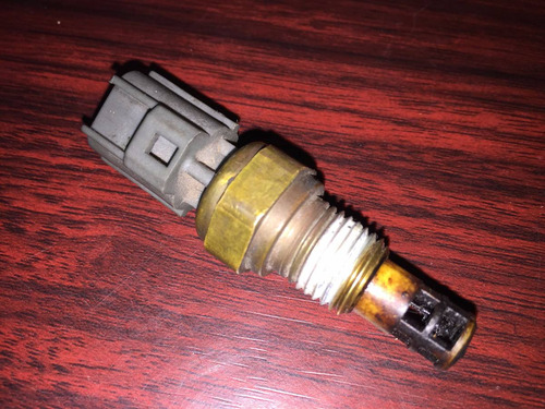 Sensor Temperatura Aire Cherokee 99-04 Num De Part: 56027872 (Usado)