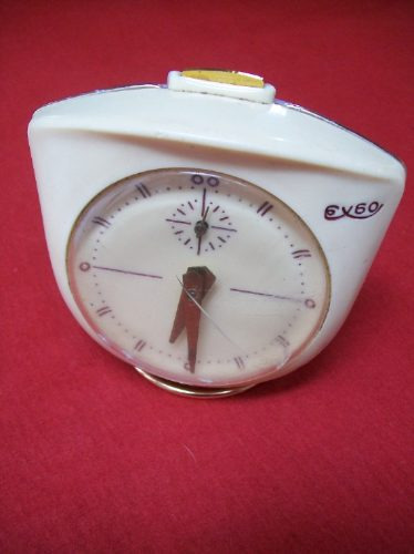 Antiguo Reloj Ex60 Hecho En Chescoslovaquia Para Coleccion