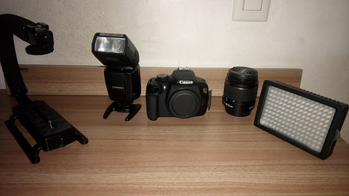 Câmera T5 18-55 Mm + Flash Yongnuo + Tripé De Vídeo E Led