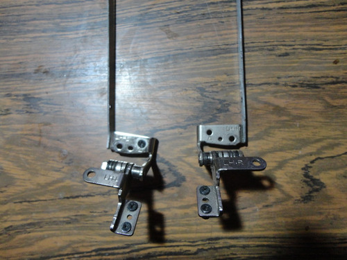 Toshiba Satellite C655 Bisagras (Usado)