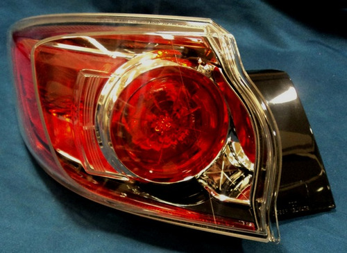 Mazda 3 Hatchback 2010 - 2013 Calavera Exterior Izquierda