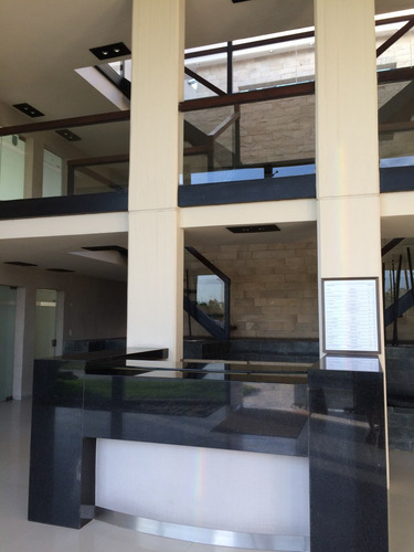 Venta De Oficina Consultorio Nordelta Tigre. Dueño Directo.