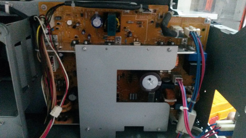 Imagen 2 de 2 de Fuente De Poder Ricoh Mp 2510 3010 1027 1022 Usada