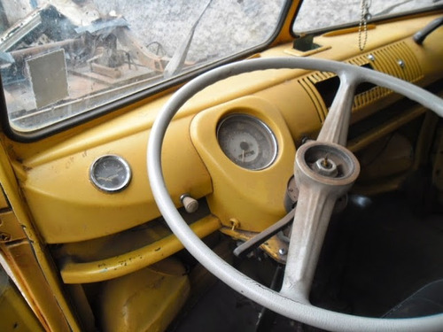 Kombi Furgao Vw Van Corujinha 1970 Funcionando Lisa De Lata