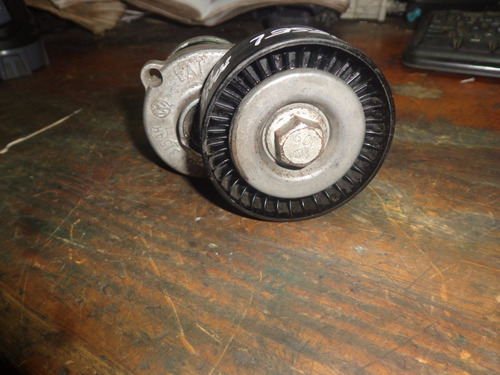 Imagen 3 de 4 de Vendo Polea Ajustadora De Skoda Fabia, # 038 903 315