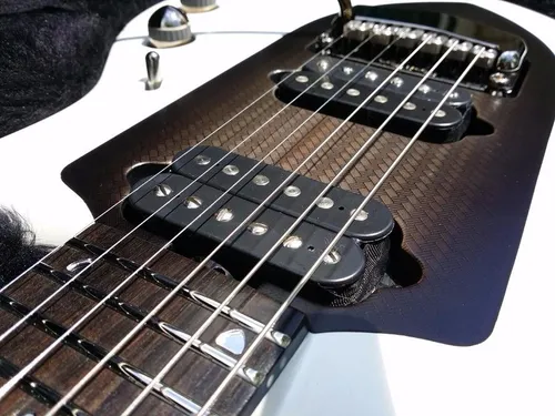 Guitarra Elèctrica Music Man Petrucci Majesty Glacial Frost