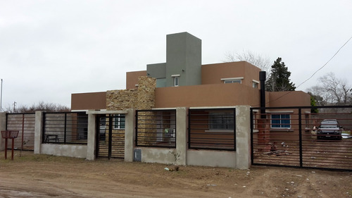 Imagen 3 de 9 de Constructora - Estilo Minimalista Y Tradicional - $55.000xm2