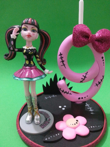 Vela Topo De Bolo Monster High - Draculaura