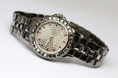 Reloj Weiqin Original Rougeatre Negro Cristales Dama Moda Unisex R139