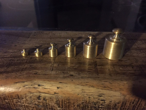 Imagen 2 de 2 de Pesas De Bronce Unitarias O Coleccion