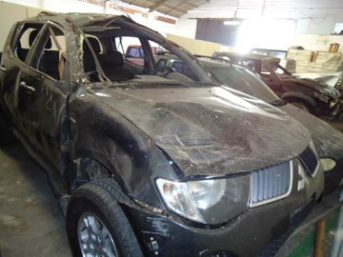 Sucata Mitsubishi L200 Triton 3.5 V6 2009 Peças Motor Cambio