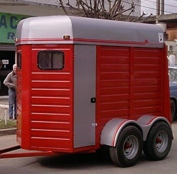 Imagen 1 de 9 de Transporte De Caballos, Traslados De Equinos,