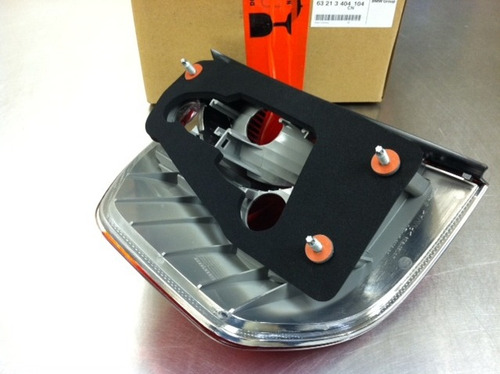 Bmw X3 2004 - 2006 Calavera Derecha Trasera Rojo Y Claro