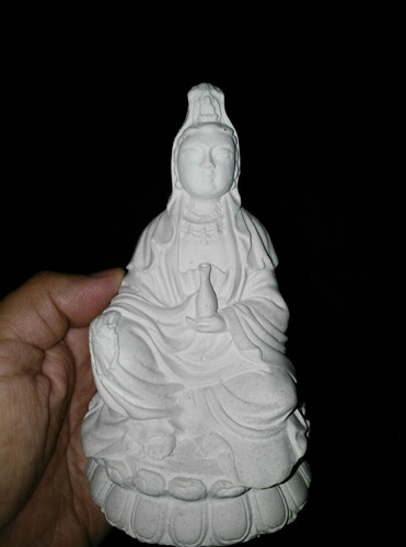 Madre Kuan Yin. Figura En Yeso
