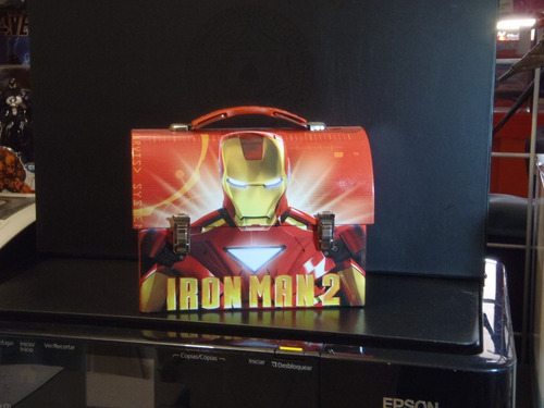 Marvel Iron Man Lunchera Metalica Gran Calidad Roja C10