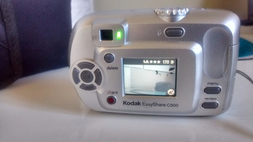 Maquina Fotográfica Kodak Easyshare C300 + Cartão Memór128mb