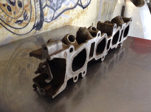 Colector De Admision Ford Focus Split Port 2.0 Mod: 00-04