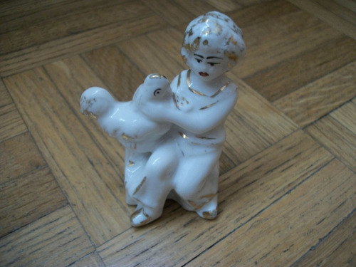 Bibelot De Colección, Antigua Figura De Porcelana Con Dúo