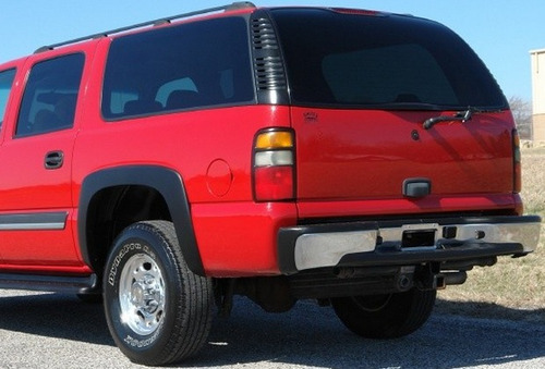 Cantoneras En Salpicaderas Chevrolet Suburban 2000 - 2006