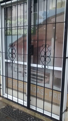 Puerta Balcon Aluminio V/e 150 X 200 + Reja + Msq