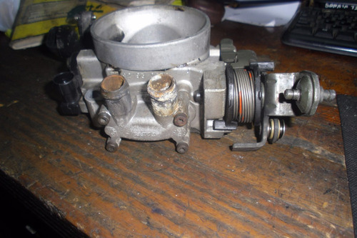 Imagen 2 de 4 de Vendo Cuerpo Aceleracion De Oldsmobile Cutlas, # 92193-0236