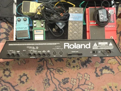 Pedalera Midi Roland Vg-8 Para Guitarra (Usado)