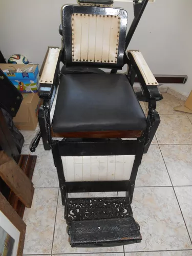 Antiga cadeira de barbeiro anos 30/40 manufatura Campanile