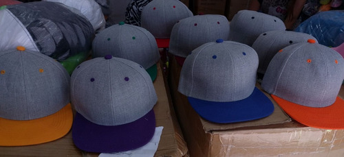 Gorra Plana Lana Premium Jaspe. Lote De 10 Pzas. Mayoreo.