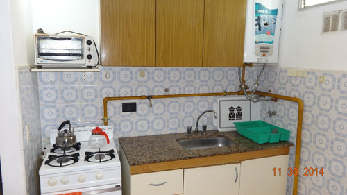 Departamento De 3 Ambientes,cochera Comun,parrilla, Centro
