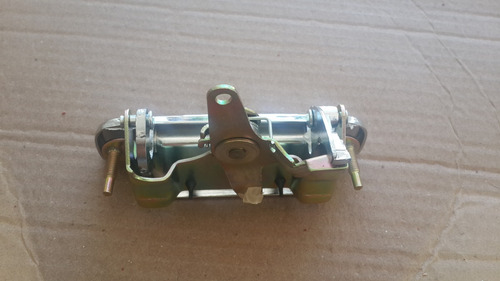 Manija Compuerta Trasera Mazda B2000 B2200 B2600