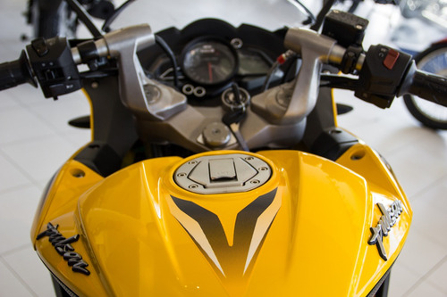 Bajaj Pulsar Rs200 - Inyeccion - Abs Rojo