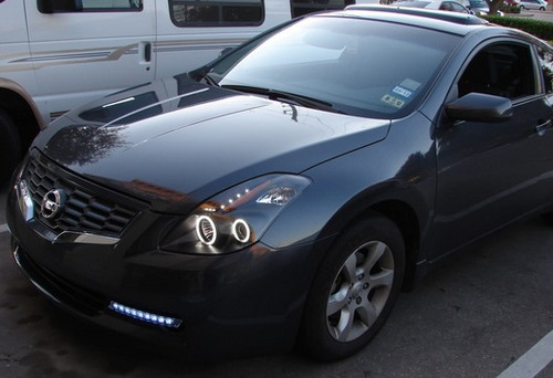 Nissan Altima Coupe 2008 - 2009 Juego Faros Con Ojo De Angel