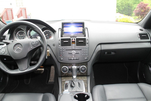 Imagem 2 de 3 de Mercedes C180 Cgi Sucata Para Retirada De Peças