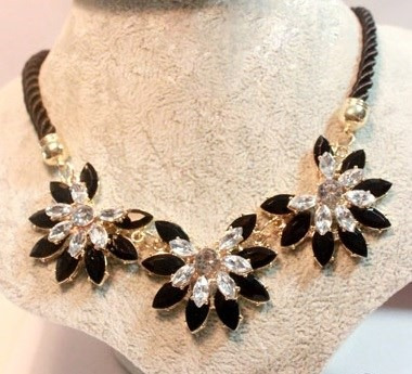 Collar Aretes Maxi Con Cristales Nuevo Importado En Stock