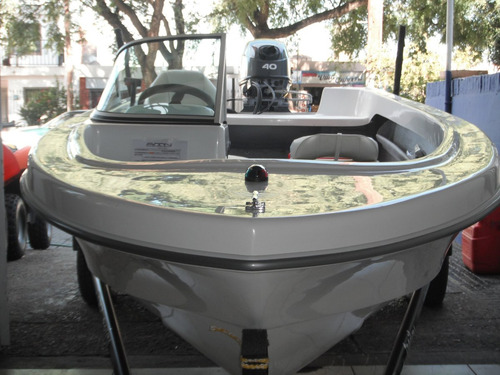 Bote Victoria 430 C/consola Linea 2020 Astillero Victoria