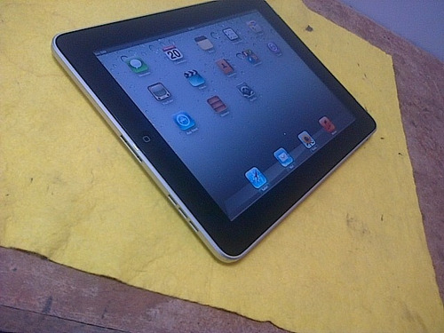 Apple iPad 1st Gen Wi-fi + 3g - Tableta - 64 Gb - 9.7..