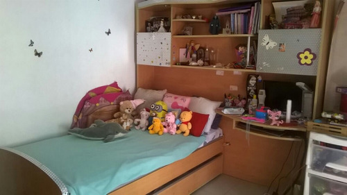 Cama, Dormitorio Ubicado En Caracas