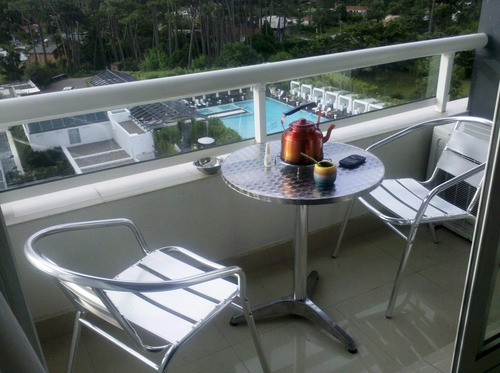 2 Amb 4 Personas Cochera Piscina Climatizada Cubierta Y Piscina Exterior Punta Del Este Lindísimo!