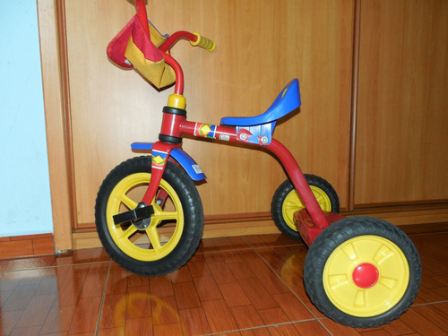 Triciclo Apache Semi Nuevo Niño Y Niña