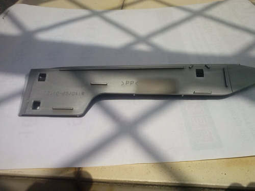 Moldura Izquierda De Capot Grand Vitara