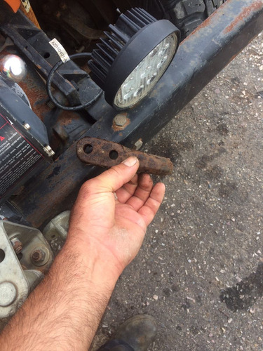 Imagen 2 de 4 de Gancho Para Jeep