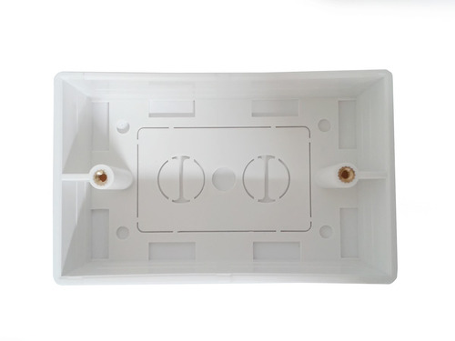 20 Caja / Tapa Rectangular 1 2 Y 4 Puertos