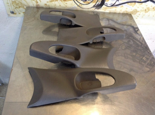 Moldura De Jaladeras De Puerta Focus Sedan Mod 00-04 (c/u)