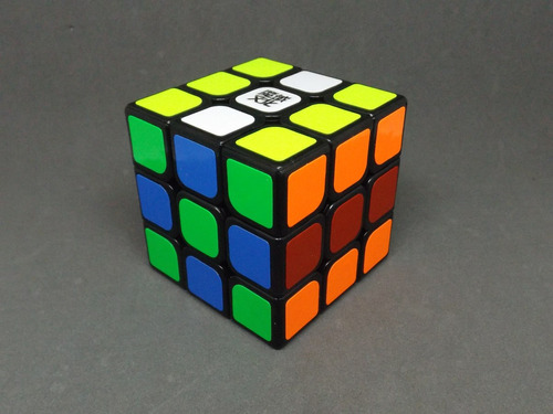 Cubo Rubik - Moyu Weilong V2 3x3x3