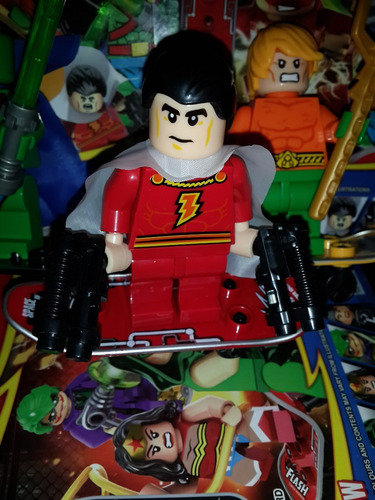 Justice League Lego 9cm