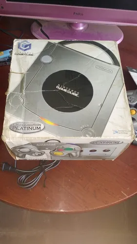 Game Cube Na Caixa Com Manual Americano (Usado)