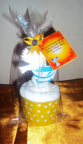Cupcakes Con Toallas Faciales Recuerditos Ideal Toda Ocasion