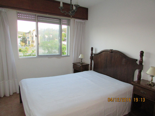 Imagen 8 de 14 de Apartamento Para 4 Personas En Rambla Edificio San Antonio