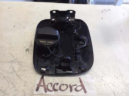 Tapa De Entrada De Combustible Con Tapon Honda Accord 03-07
